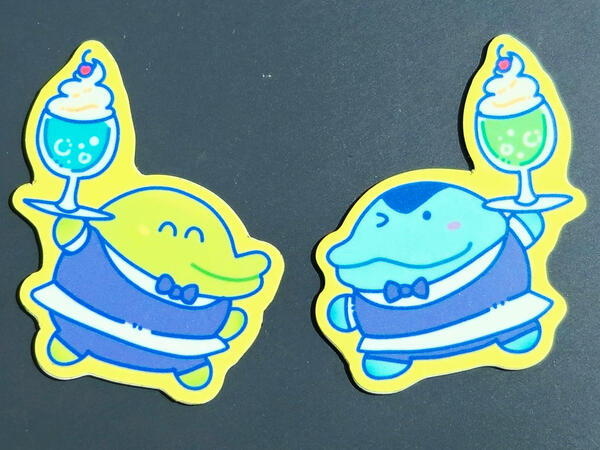 Tamagotchi inspired vinyl magnets. These were a prizes for a Tamagotchi themed stamp rally. The outfits I chose were based off of a café collaboration.