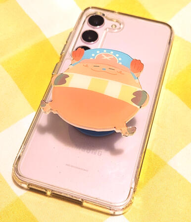Chopper from One Piece inspired acrylic phone grip.
